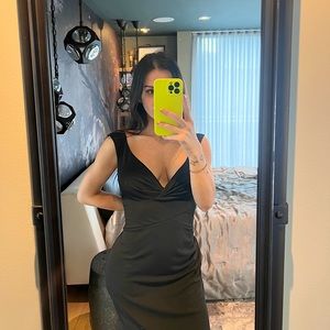 black dress 🖤🖤